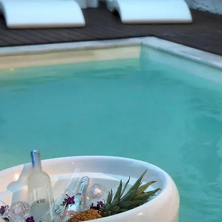 Stunning 4bed With Pool In Kalafatis Spilia